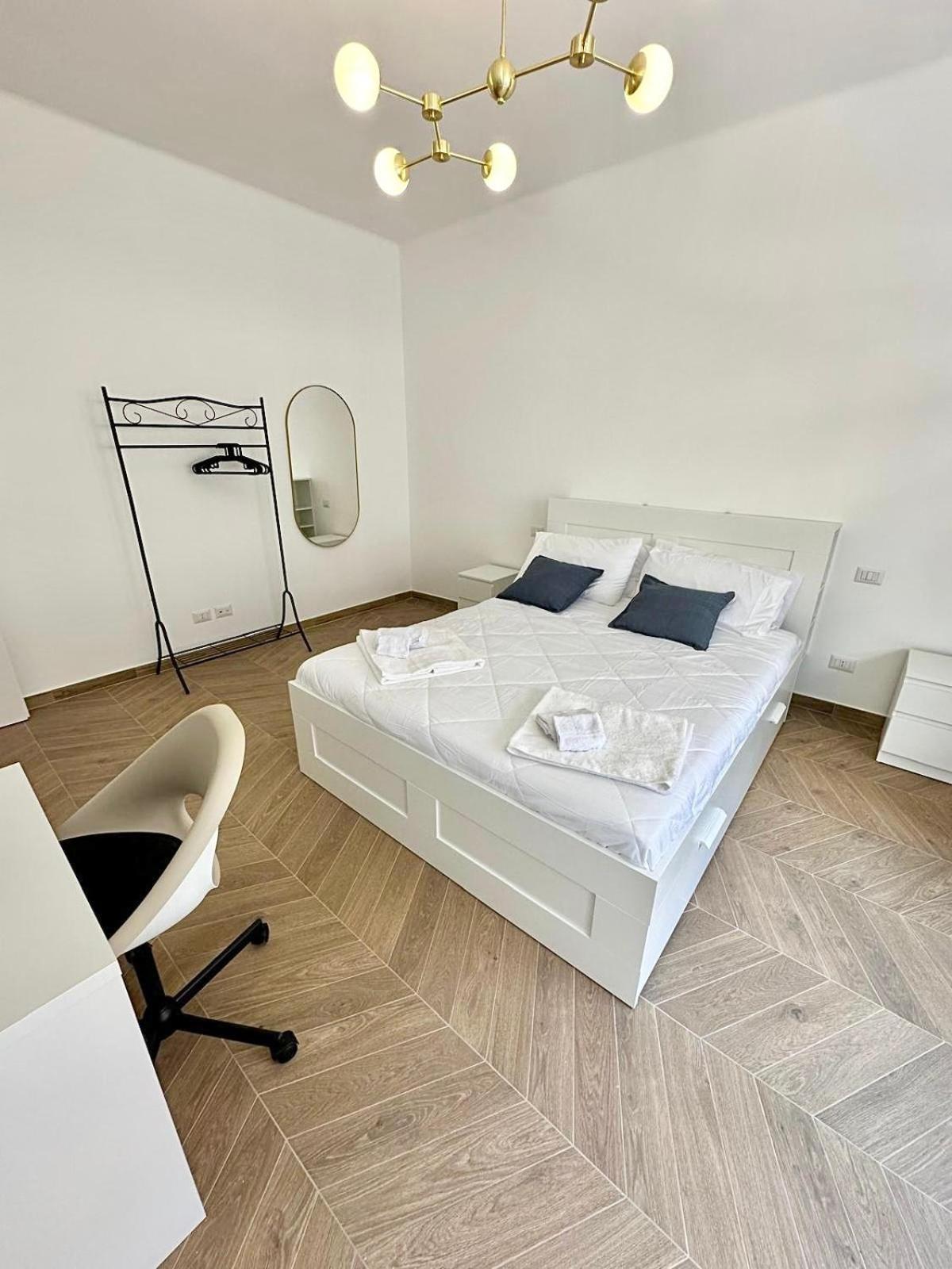 Suite Dante 262 Bari Exterior photo